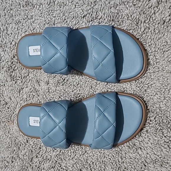 Steve Madden Orsa Faux Leather Quilted Slip On Slides Sandals Shoes 6 Blue - Picture 1 of 11